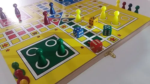 Oficial Jogo Ludo Tabuleiro Estojo 2 Dados 1 Copo Em Couro - R$ 148