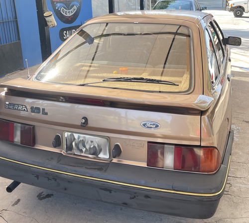 Ford Sierra 1.6 L