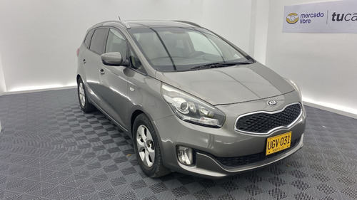 Imagen 12 de 25 de Kia Carens Suv Ex 2.0