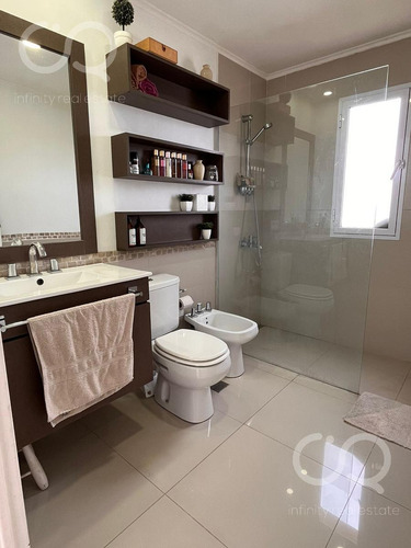 Hermosa Casa En Alquiler Con Muchas Comodidades En Area 10
