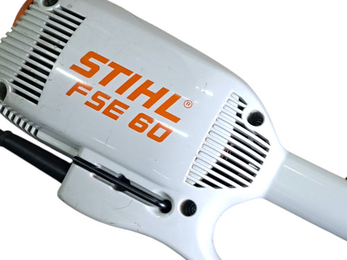 Bordeadora Stihl Fse 60 Color Naranja Y Blanco 220v Blanco (Usado)