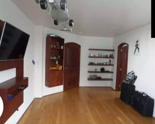 Vendo Casa En Calz. De Las Águilas, Colonia Villa Verdún!!! 2 0 4