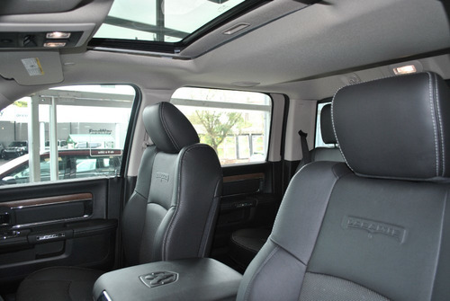 Ram 1500 5.7 Laramie Atx V8 2021 Stock Fisico