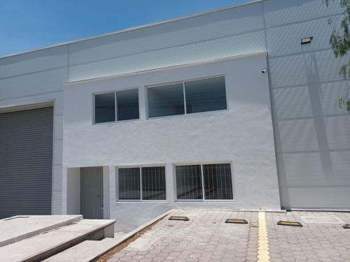 Bodega En Pi Bernardo Quintana