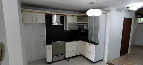 Imagen 10 de 17 de Bello Townhouse En Venta En Urb Tazajal