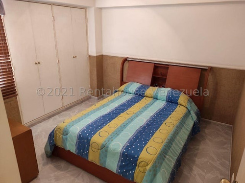 Te Lo Tengo Apartamento En Venta En Montalban Il 24-18779 Mar