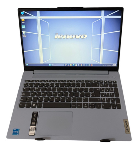 Lenovo Ideapad Slim 3, 15.6 , Core I3 13th, 256 Ssd Celeste (Reacondicionado)