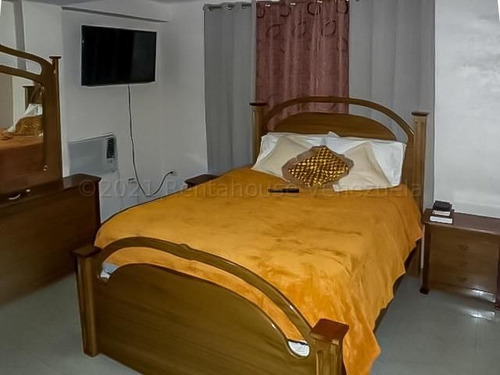 Imagen 6 de 7 de En Venta Amplio Apartamento Ubicado En Buena Zona De Punto Fijo