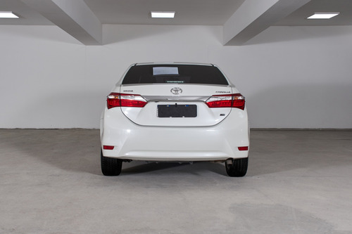 Imagen 4 de 15 de Toyota 2016 Corolla 1.8 Xei L/14