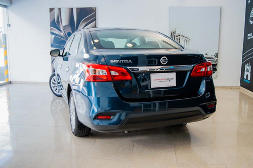 Imagen 3 de 14 de Nissan Sentra 2019