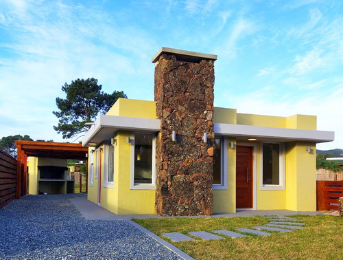 Casa A La Venta A Estrenar  En Piriapolis 