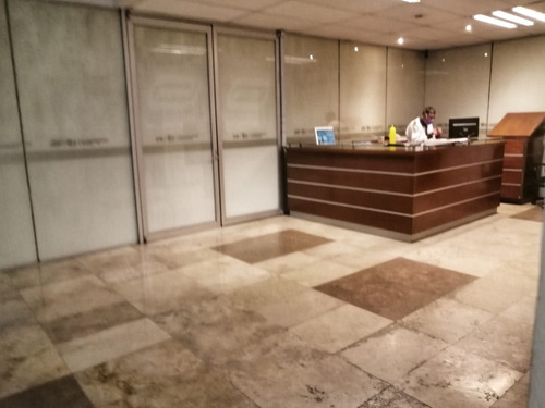Oficinas Amuebladas Sin Aval Angelópolis Puebla. Amuebladas. Todos Los Servicios Incluidos. Estacionamiento Disponible Con Costo.