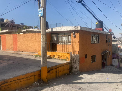 Casa En Esquina A 2 Calles De Carretera Mex - Toluca En Naucalpan