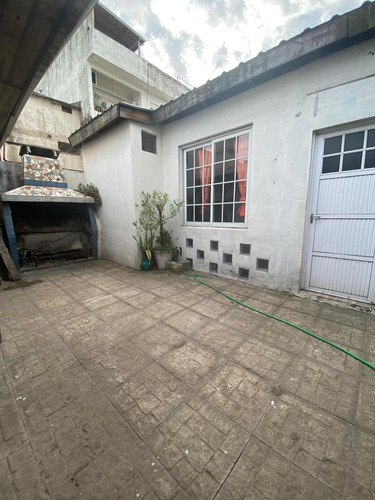 Casa En Alquiler De 3 Ambientes En San Miguel