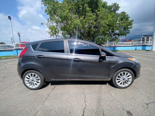 Ford Fiesta 1.6 Hatchback Titanium