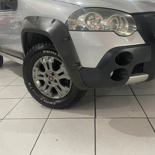 Fiat Palio 1.8 MPI ADVENTURE LOCKER WEEKEND 16V FLEX 4P MANUAL