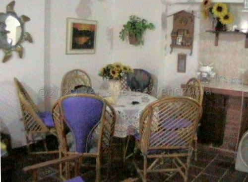 Imagen 7 de 16 de Rentahouse Concepto Vende Townhouse En Tucacas Falcon 23-3910 / 0414-4128424