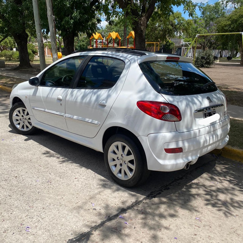 Peugeot 207 1.6 Sedan Xt