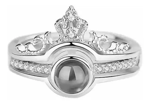 Anillo que proyecta te amo en 100 idiomas sale