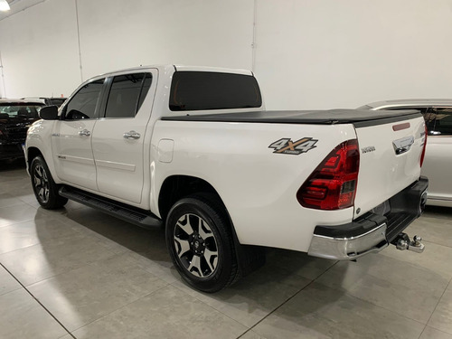 Imagem 7 de 19 de Toyota Hilux 2.8 Tdi Srx Cab Dupla 4x4 Aut (4 Pneus Novos)