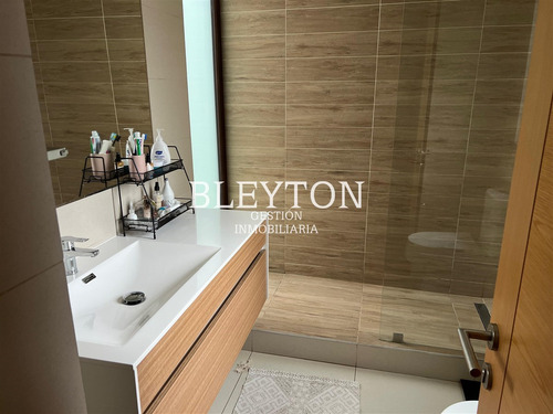 Departamento En Arriendo De 3 Dorm. Y 3b En Los Almendros