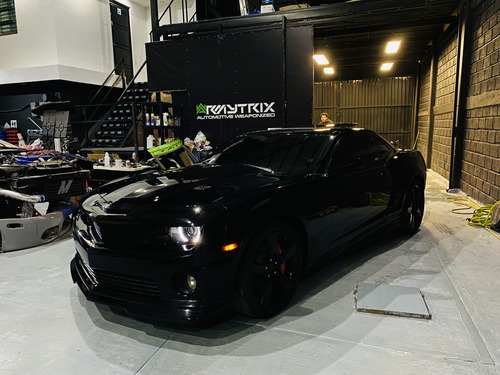 Chevrolet Camaro SS V8 MT 6vel