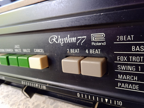 Roland Rhythm 77 Tr