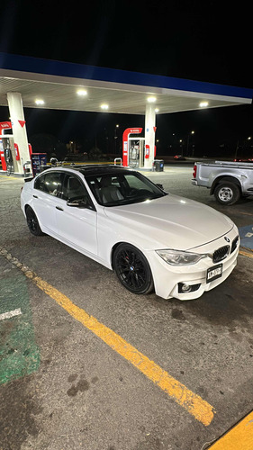 Bmw 328i, Modelo 2012 Twin Turbo 4 Cilindros
