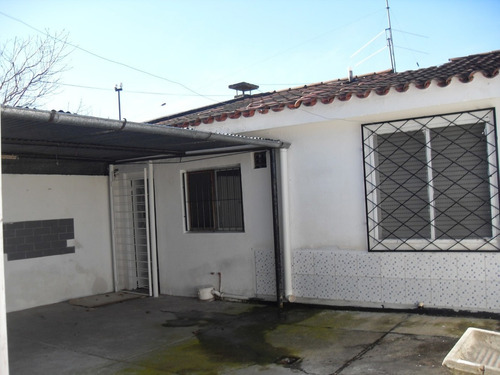 Se Alquila Hermosa Casa, Inmejorable Precio, En Bella Italia