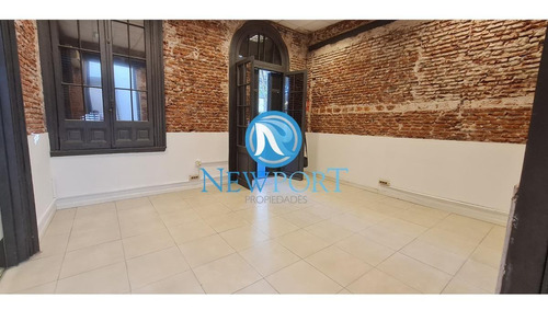 Imagen 6 de 14 de Casa Reciclada En Alquiler Para Oficinas! 9 Oficinas Independientes, 6 Baños, Sin Gastos Comunes!