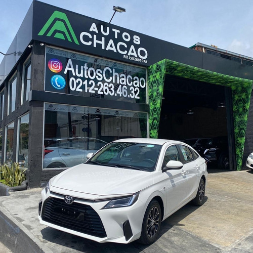 Imagen 13 de 15 de Toyota Yaris Dubai 2023 0km