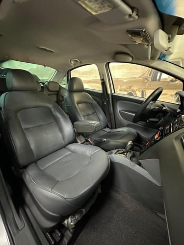 Fiat Linea 1.9 MPI ABSOLUTE 16V FLEX 4P AUTOMATIZADO