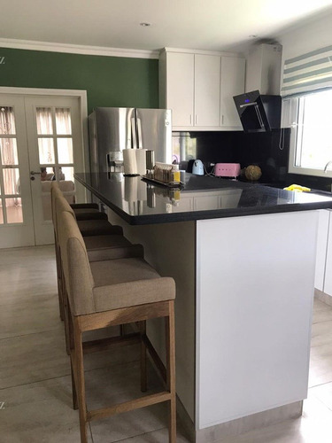 Casa En Venta En Ayres Plaza, Pilar, G.b.a. Zona Norte