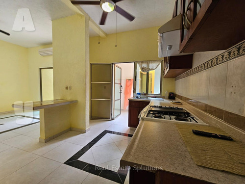 Casa En Renta 3 Recámaras, 2 Niveles, Residencial Las Torres 2, Cancún