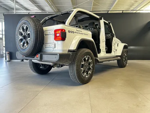 Jeep Wrangler 3.6 Unlimited Sahara 4x4 At