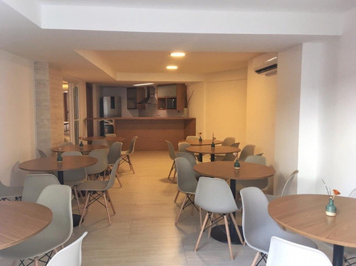 Apartamento À Venda No Bairro Lagoa - Rio De Janeiro/rj - O-8997-18100
