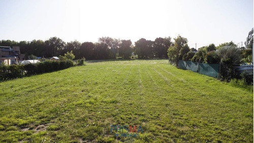 Imagen 2 de 10 de Lote En Venta - Quintas De Italia V - 1350 M2