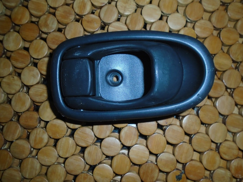 Vendo Manigueta Trasera Derecha De Hyundai Elantra, Año 1998