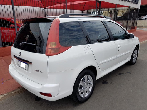 Peugeot 207 1.4 Xr Sw 8v Flex 4p Manual