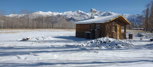 Cabaña De Montaña: Finca La Paz, San Alberto, Uspallata, Mendoza.