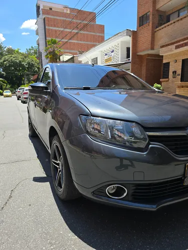 Renault Logan 1.6 Polar