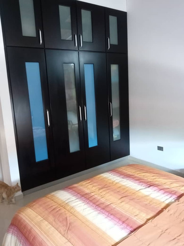 Town House En Conj. Res. Las Trinitarias, San Diego. Vende Crismelia Castillo Plth-254