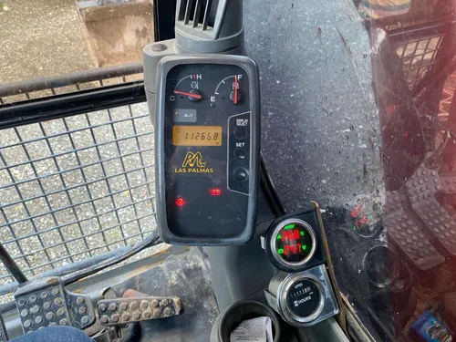 Excavadora Hitachi 75 Modelo 2005