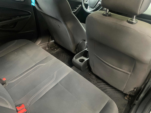 Imagen 18 de 25 de Ford Fiesta Kinetic Design 2018 1.6 Se Powershift 120cv