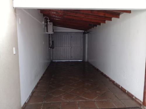 Imagen 8 de 16 de Chalet En Impecable Estado