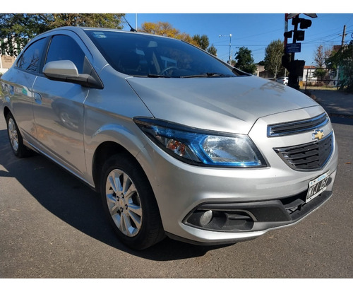 Imagen 2 de 12 de Chevrolet Prisma