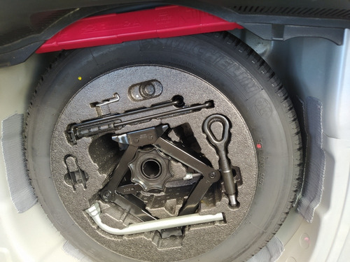 Imagen 13 de 15 de Seat Ibiza 1.6 Style Ta