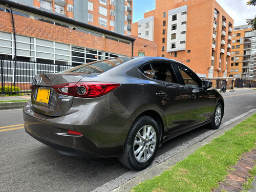 Mazda 3 2.0 Prime