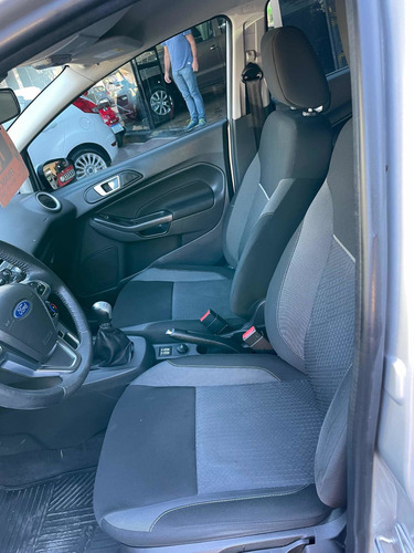 Imagen 9 de 15 de Ford Fiesta Kinetic Design 1.6 Se Año 2018 Único Dueño
