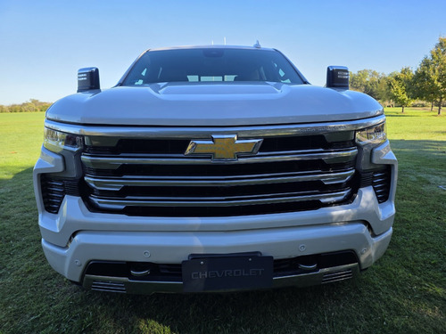 Chevrolet Silverado 5.3 V8 High Country